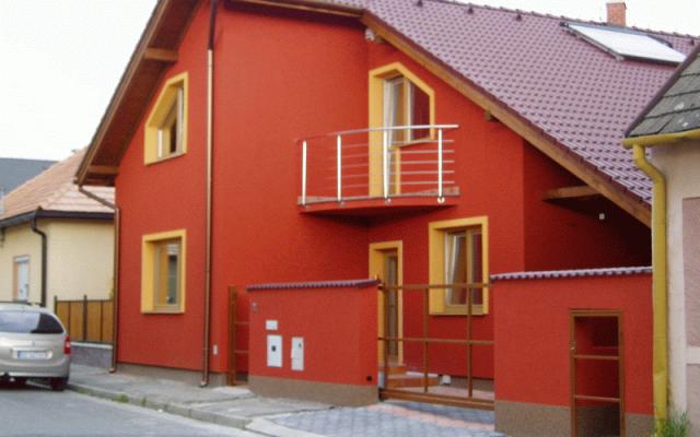 Úspěšná výroba plastových oken od roku 1994