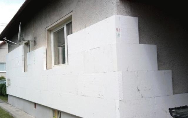 Kompletní rekonstrukce rodinných domů a bytů