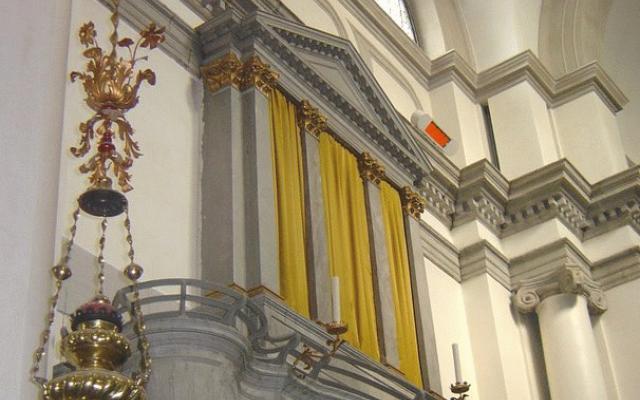 Infrazářiče SUNRAD: Efektivní vytápění pro haly