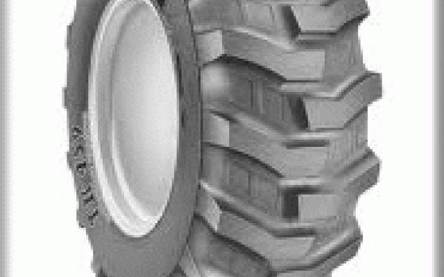 Nové pneumatiky pro rýpadlo a traktor