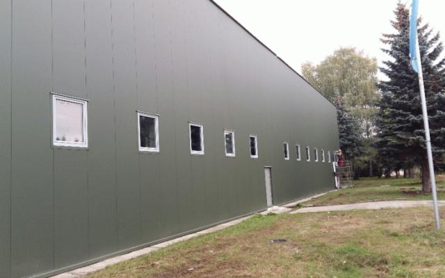 Dodávka a montáž PUR panelů a ocelových konstrukcí