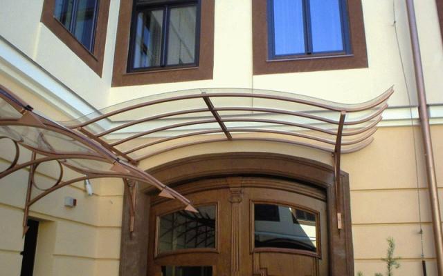 Transparentní prestřešení a konstrukce pro váš prostor