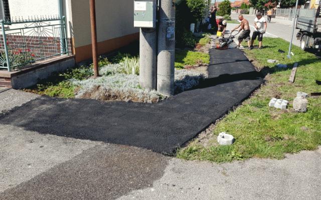 Vyasfaltování dvorů a parkovišť
