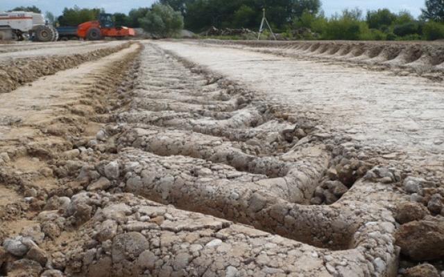 Hydraulická spojiva Dorosol a Doroport od Holcim