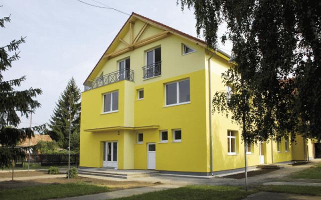 Komplexní stavební a technologické služby