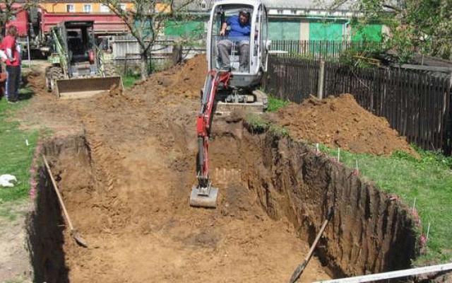 Komplexní stavební a montážní služby