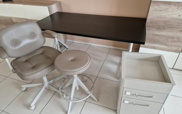 Ikea nábytek na prodej - stůl, židle, komoda