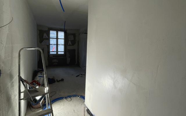 Komplexní renovace domů a bytů v západním Slovensku