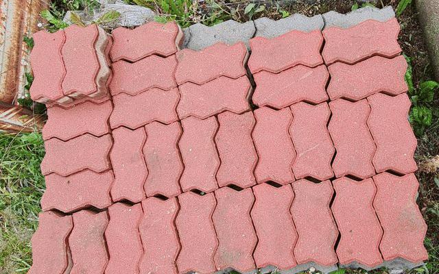 Betonová skladebná dlažba vlnka červená 2,5m2