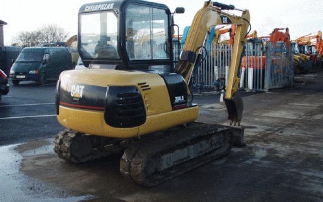 Prodej stroje z roku 2002 s 2800 motohodinami