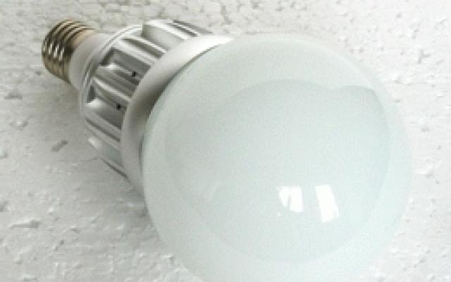 LED Žárovka E27 Teplá Bílá 10W