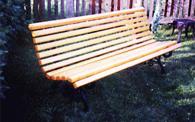 Dřevěné lavice do zahrady a altánků