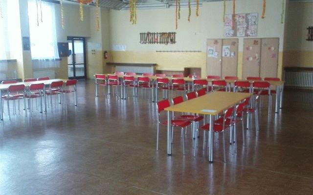 Elegantní nábytek pro jídelny a stravovací zařízení