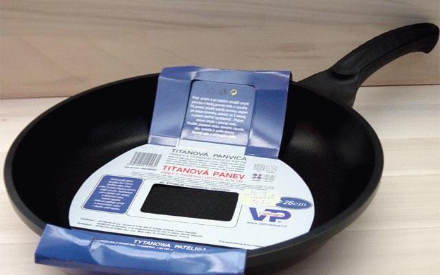 Titanová Wok pánev pro dokonalé vaření