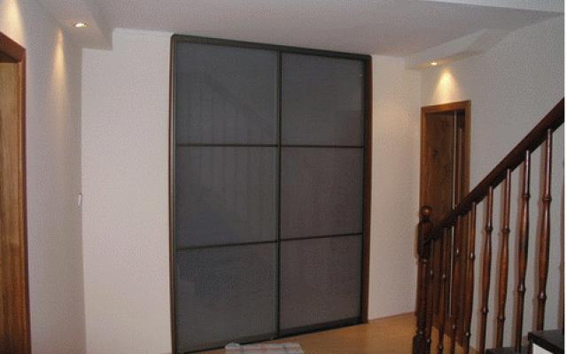 Vstavané skříně DREVOSOR pro náročné zákazníky