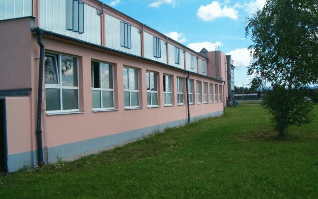 Optimalizace pracovního prostředí s polykarbonátovými pásy