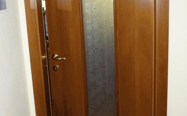 Výroba kvalitních dverí z přírodních materiálů