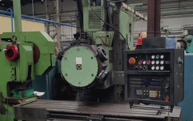 Frézka svislá s revolverovou hlavou FC 50 R NS 261