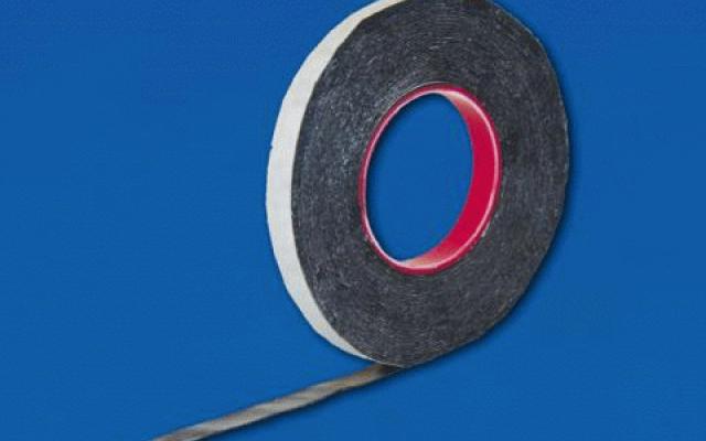 Oboustranné a jednostranné lepicí pásky pro vaše projekty