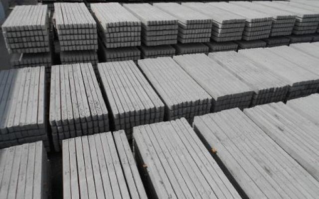 Kvalitní plotové materiály na míru pro váš projekt