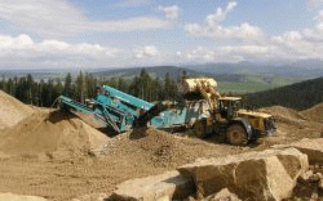 Kamenolom: Těžba a prodej kvalitního kameniva