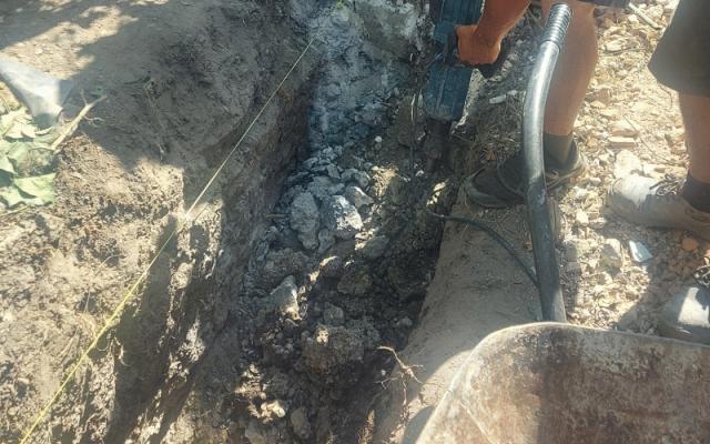 Expertní ruční búraní základů pro váš projekt