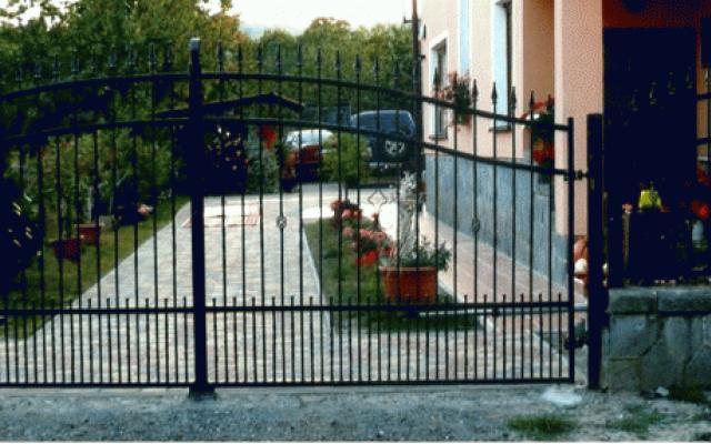 Elegantní kované oplocení pro váš domov