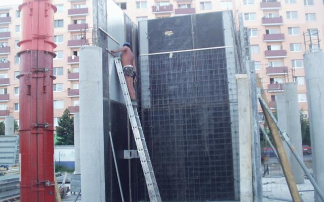 Komplexní debnící a železobetonářské práce na míru