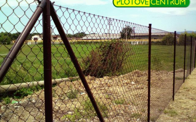 Komplexní nabídka pletiv a kovových prvků pro váš projekt