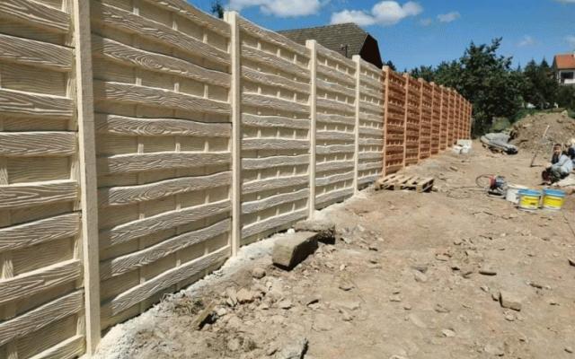 Betonové oplocení Lovca: Bezpečnost a styl pro zahradu