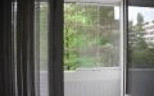 Bezrámové zasklení balkónů a lodžií pro maximální komfort