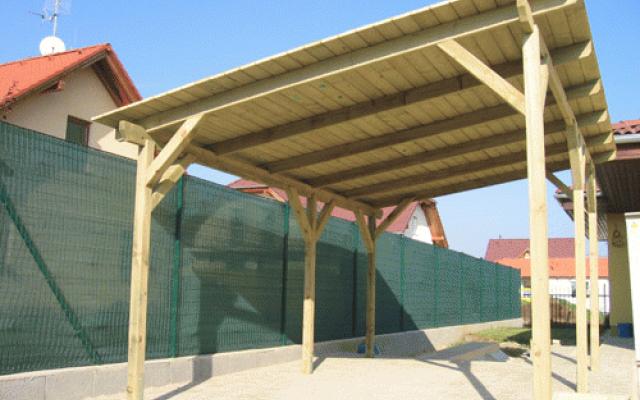 Kvalitní dřevěné konstrukce a truhlářské služby