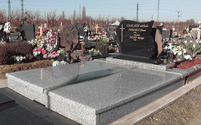 Žulové dvojhroby s pomníkem pro vaši památku