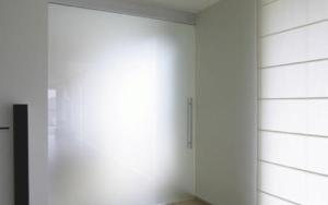 Systém posuvných dveří SDS pro moderní interiéry