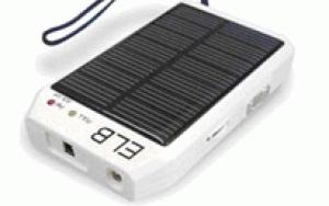 Solární panel s FM rádiem a LED světlem