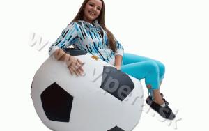 Stylový sedací vak pro fanoušky fotbalu