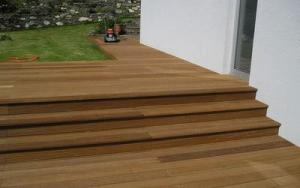 Decking z tropického dřeva Bangkirai pro vaše terasy Decking z tropického dřeva Bangkirai pro vaše terasy