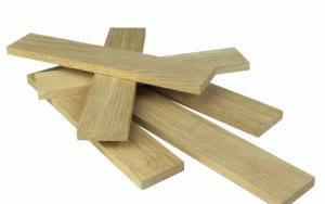Kvalitní dřevěný materiál na míru pro vaše projekty