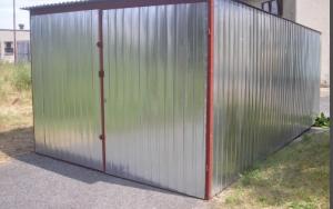 Kvalitní plechová garáž 3x5 m - Požádejte o nabídku Kvalitní plechová garáž 3x5 m - Požádejte o nabídku